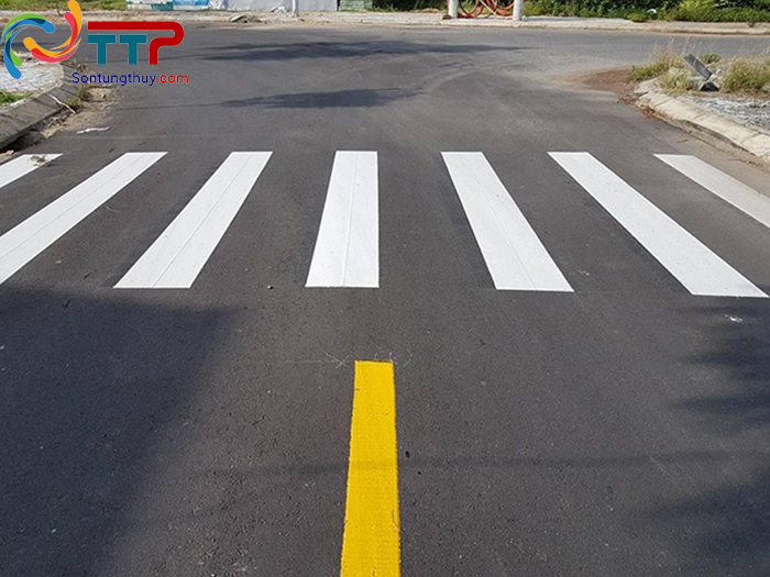 Sơn vạch kẻ đường giao thông là gì?